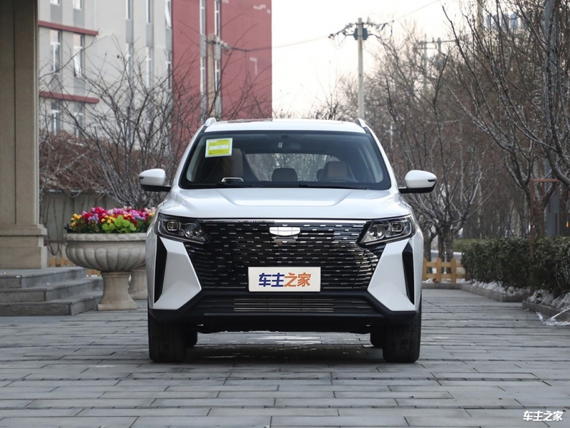 成都豪越PRO最高降0.60万 仅8.09万可入手