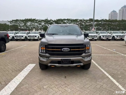 福特F-150美版 全部在售 2025款 2024款 2023款 2022款 2020款购猛禽F150美版享20万优惠 欢迎上门试驾