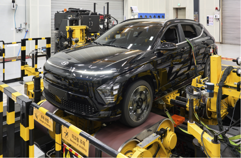 饭碗保卫战打响？现代汽车拟部署3万台人形机器人，韩国工会要硬刚到底？