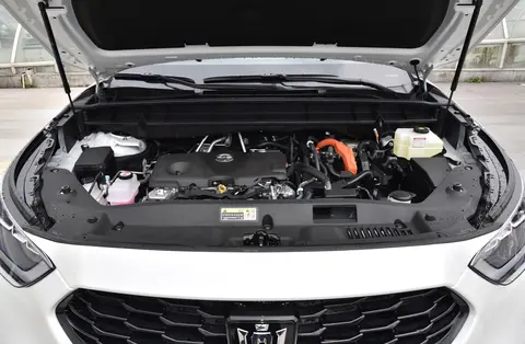 皇冠陆放混动四驱值不值？五年账算清，省心才是真豪华