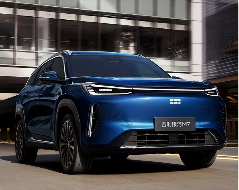 想买一辆长续航的混动SUV,剩预售13.98万起的银河M7?